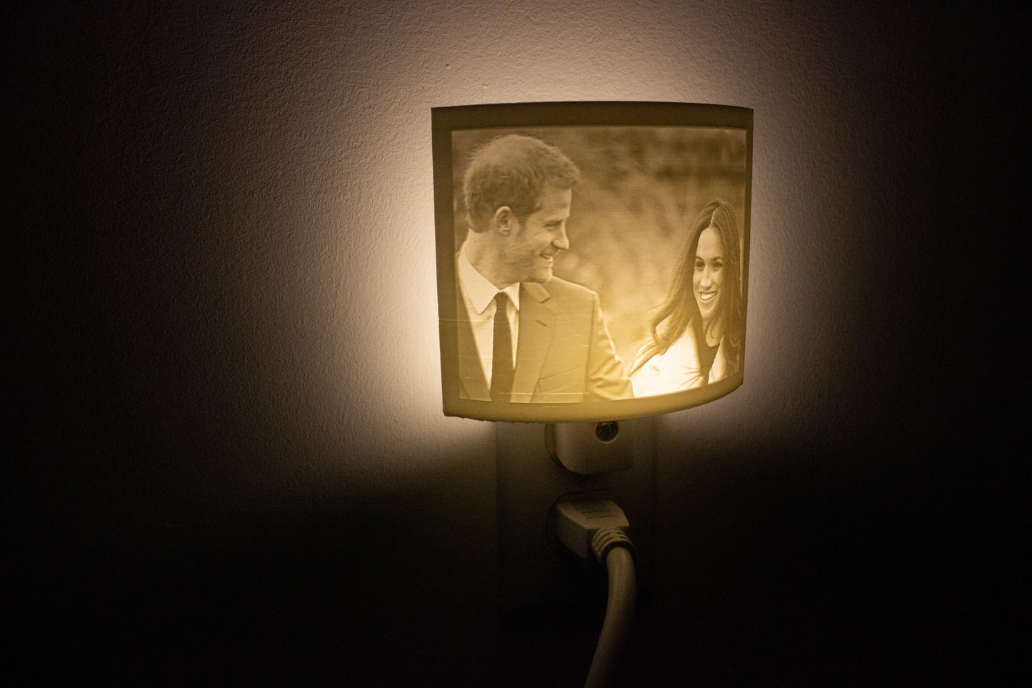 Prince Harry & Meghan Markle NightyLight